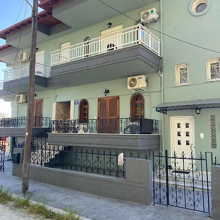 Sabine Apartment *