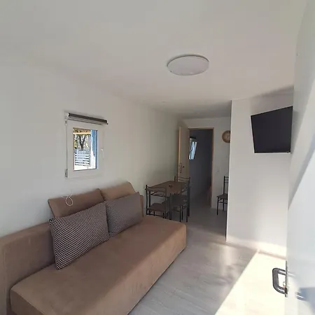 Sabine Apartament Vromerí